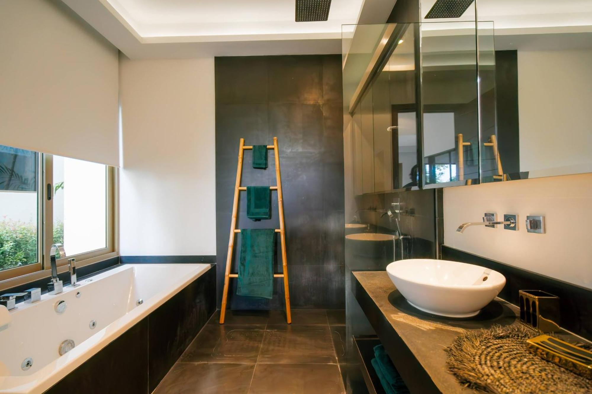 Seaview Villa Near Naithon Beach Phuket Praia de Nai Thon Exterior foto
