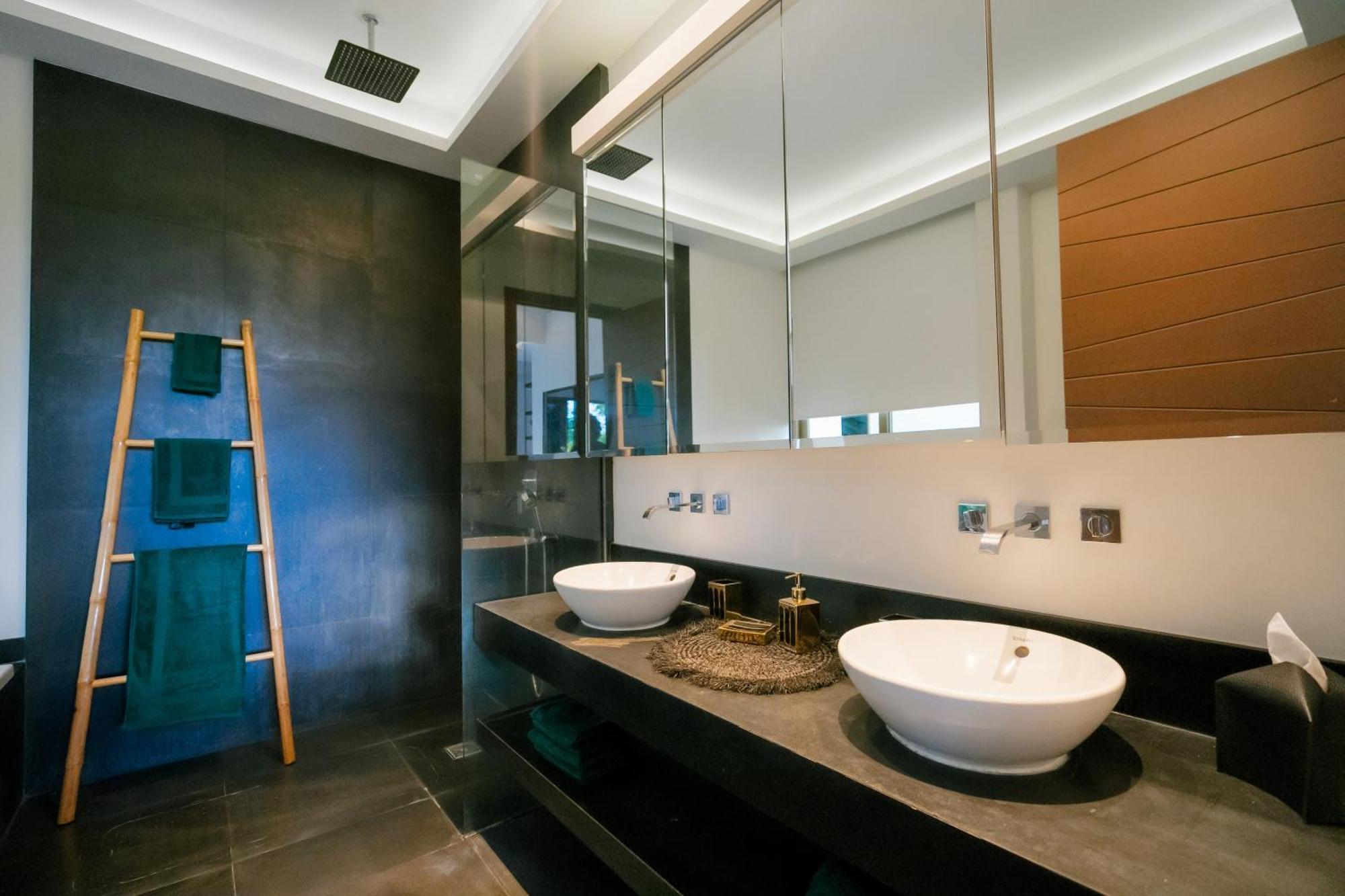 Seaview Villa Near Naithon Beach Phuket Praia de Nai Thon Exterior foto